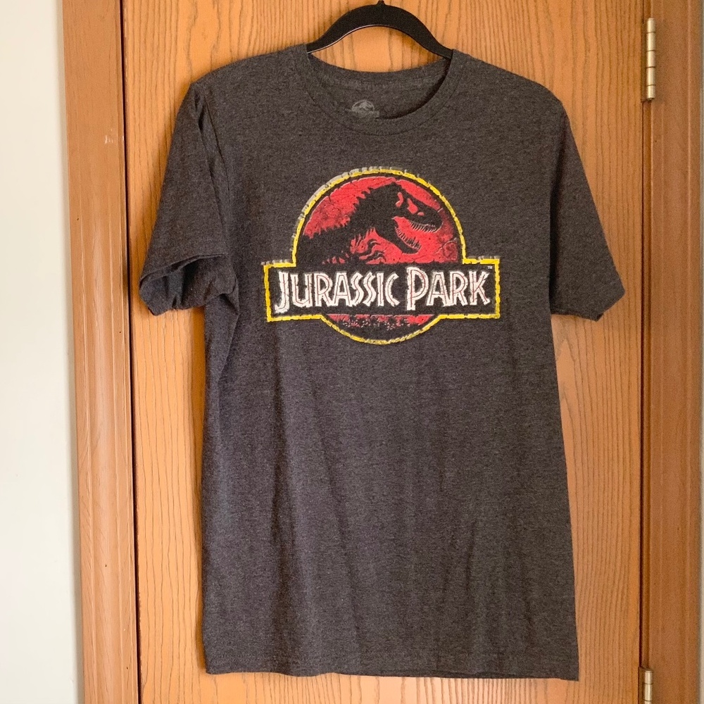 VINTAGE LICENSED JURASSIC PARK TSHIRT SIZE M BLACK / DARK GRAY
